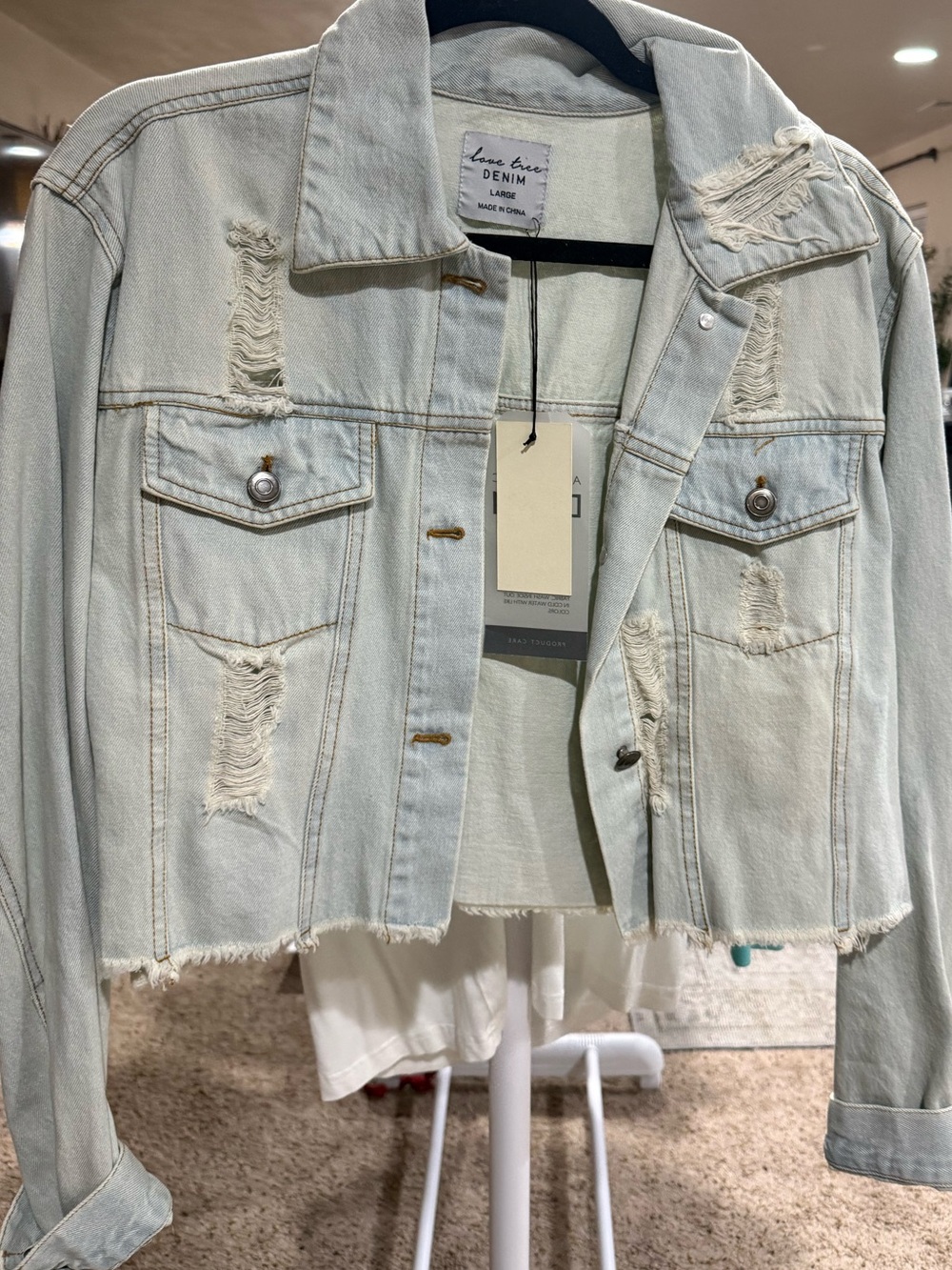 Women's Light Wash Distressed Cropped Jacket